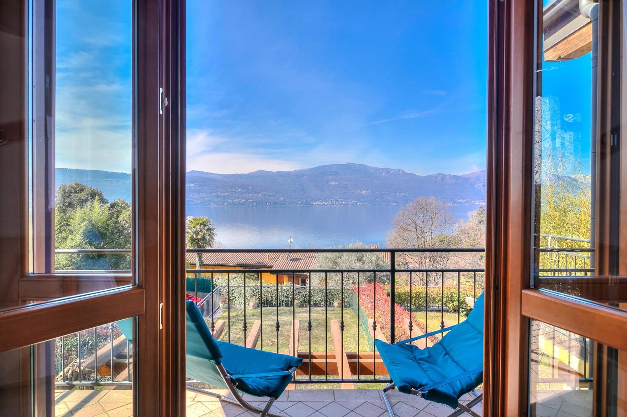 La Brezza Del Lago Maggiore With View - Happy Rentals Laveno-Mombello Exterior photo